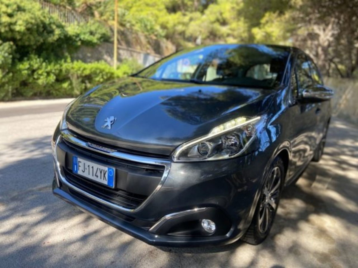 Peugeot 208 75 5 porte Allure (2)