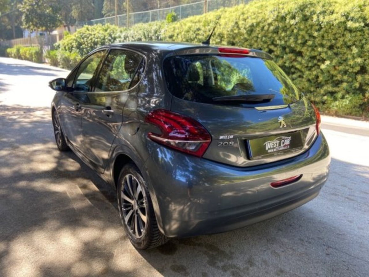 Peugeot 208 75 5 porte Allure (6)