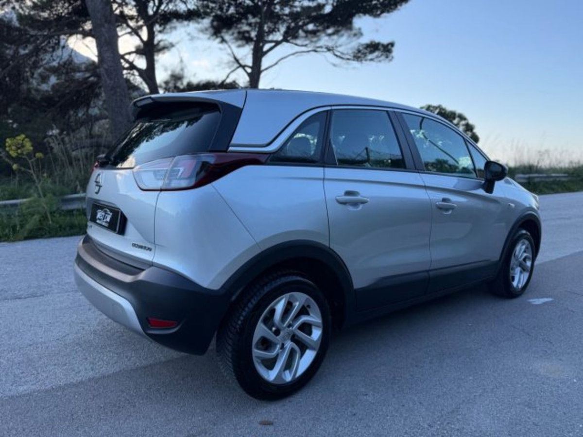 Opel Crossland X 1.5 ECOTEC D 102 CV Start&Stop Ultimate (10)