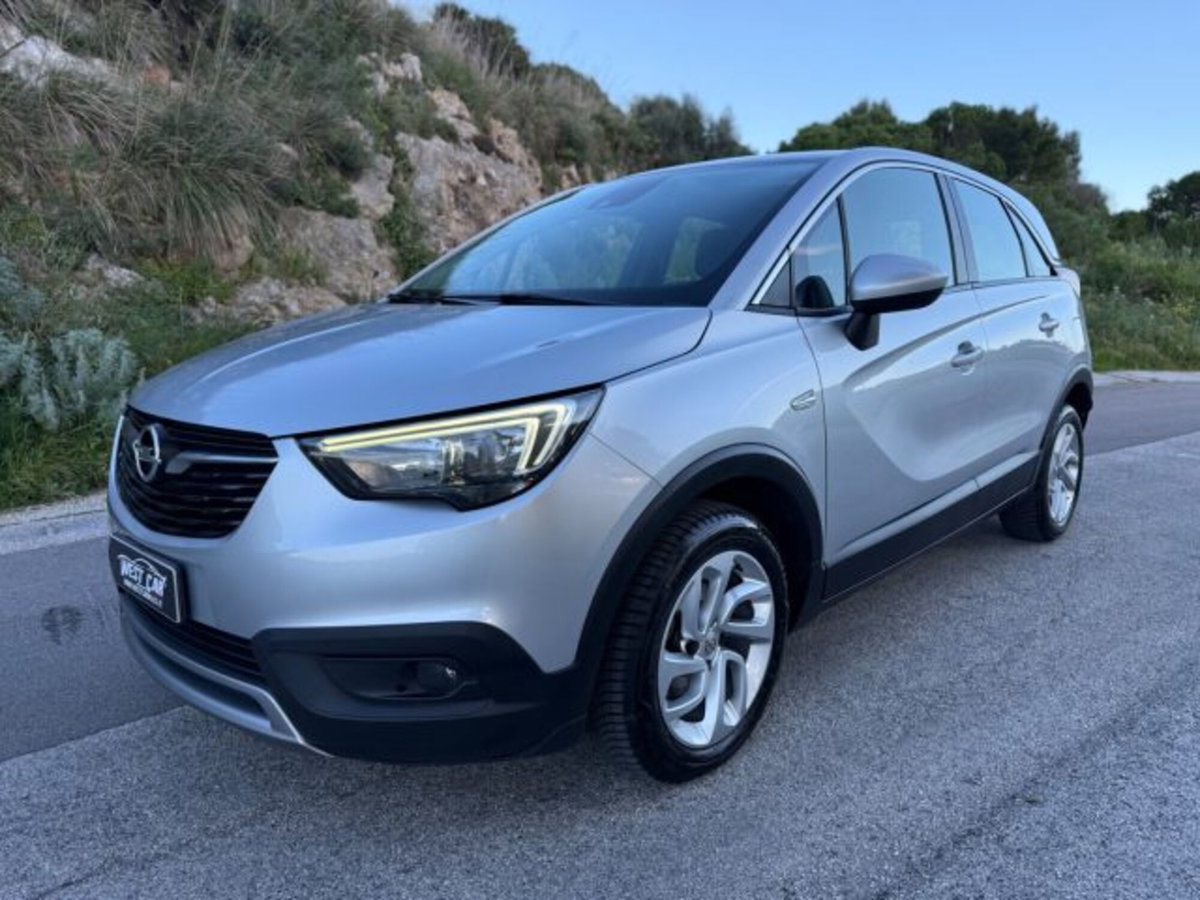 Opel Crossland X 1.5 ECOTEC D 102 CV Start&Stop Ultimate (4)