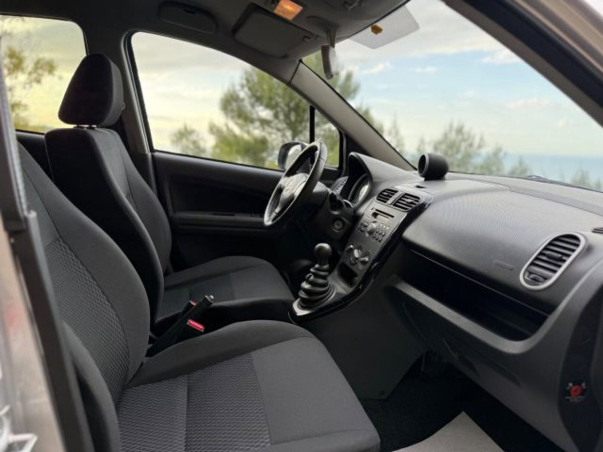 Suzuki Splash 1.0 VVT GL Style (15)