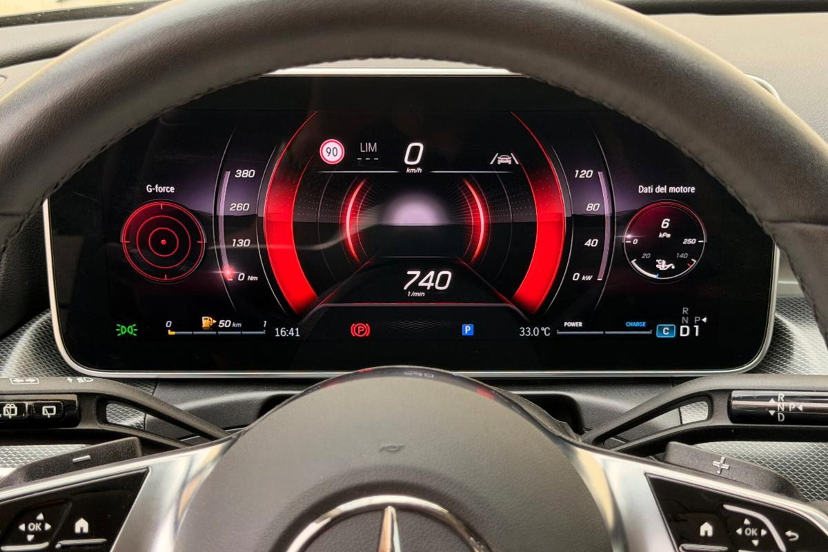 Mercedes-Benz Classe C Station Wagon 200 Auto EQ-Boost Sport Plus (16)