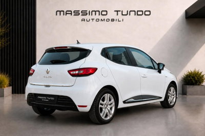 Renault Clio SCe 75 CV 5 porte Intens (3)