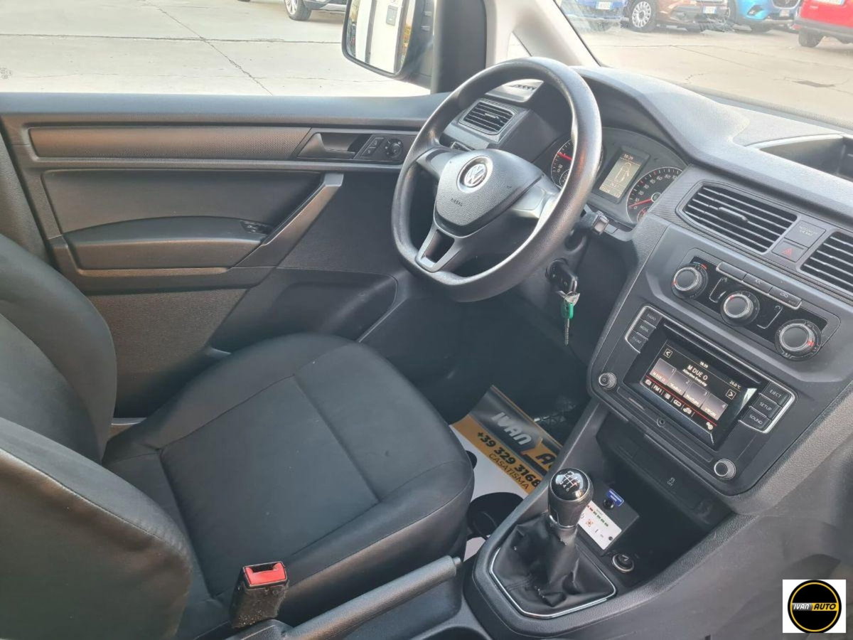 Volkswagen Caddy 2.0 TDI 122 CV 4MOTION Comfortline (14)