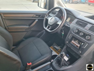 Volkswagen Caddy 2.0 TDI 122 CV 4MOTION Comfortline (14)