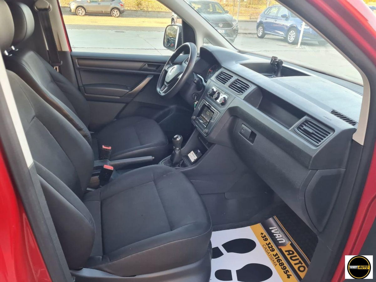 Volkswagen Caddy 2.0 TDI 122 CV 4MOTION Comfortline (19)