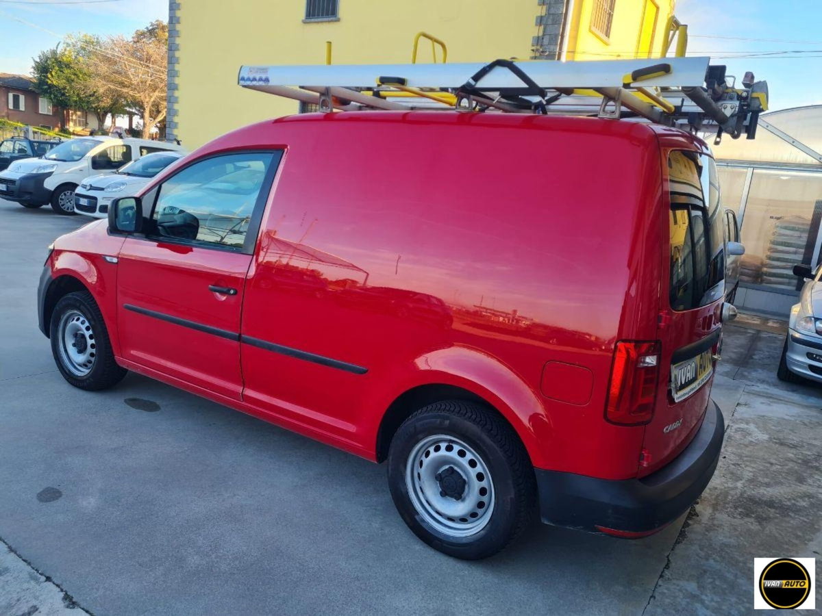Volkswagen Caddy 2.0 TDI 122 CV 4MOTION Comfortline (6)