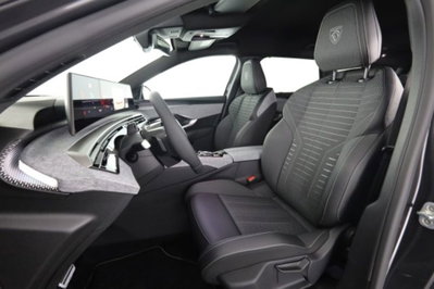 Peugeot 5008 1.2 hybrid GT 145cv 5p.ti e-dcs6 (10)