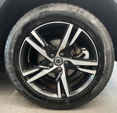 Volvo XC40 D3 AWD R-design (4)