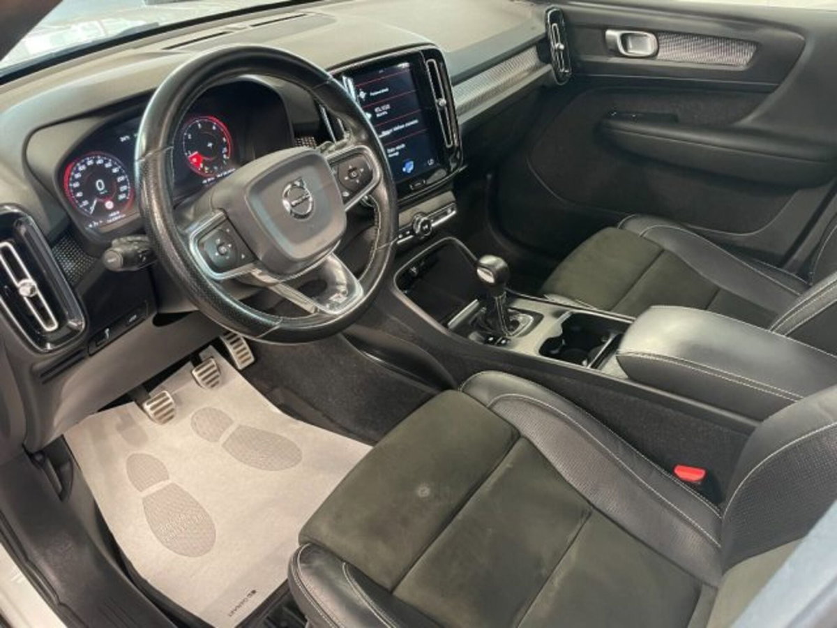 Volvo XC40 D3 AWD R-design (7)