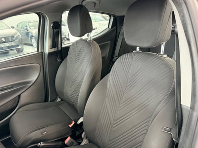 Lancia Ypsilon 1.0 FireFly 5 porte S&S Hybrid Gold Plus (15)