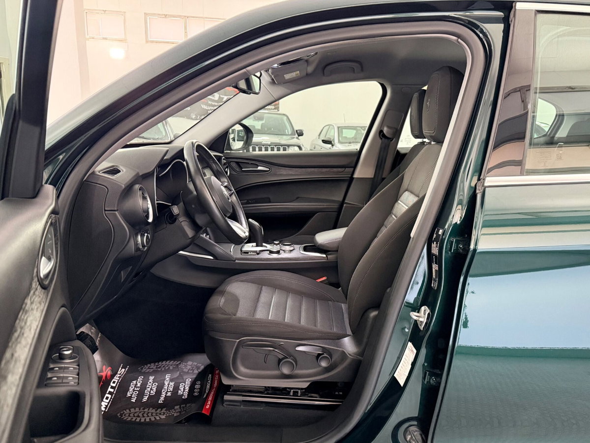 Alfa Romeo Stelvio Stelvio 2.2 Turbodiesel 190 CV AT8 Q4 Super Business (14)