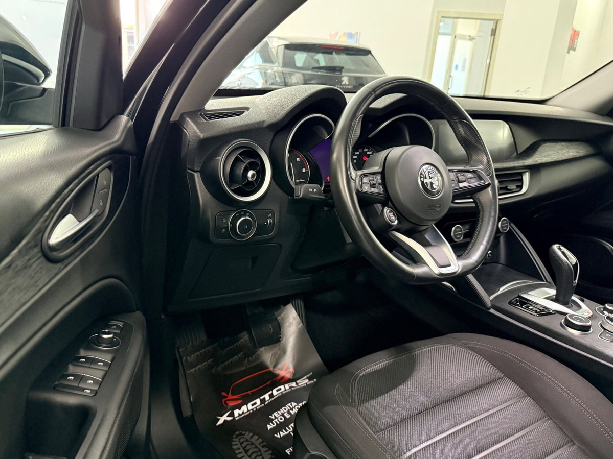 Alfa Romeo Stelvio Stelvio 2.2 Turbodiesel 190 CV AT8 Q4 Super Business (16)