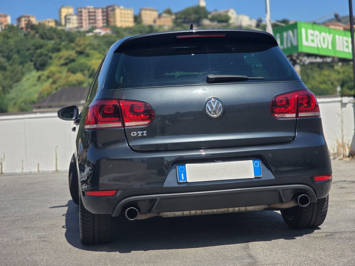 Volkswagen Golf 2.0 TSI 5p. GTI (6)