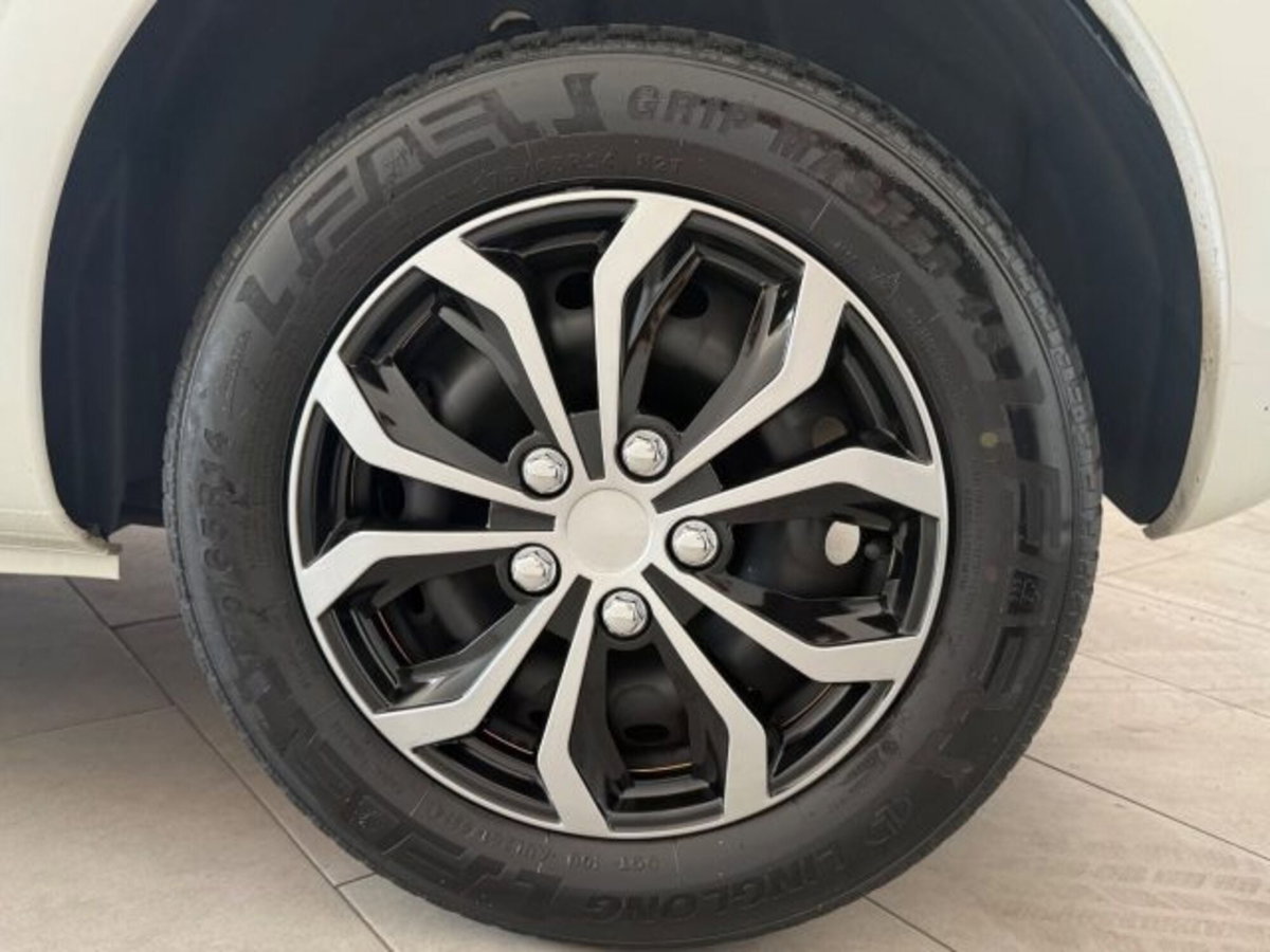 Citroen C3 1.1 airdream Ideal (7)