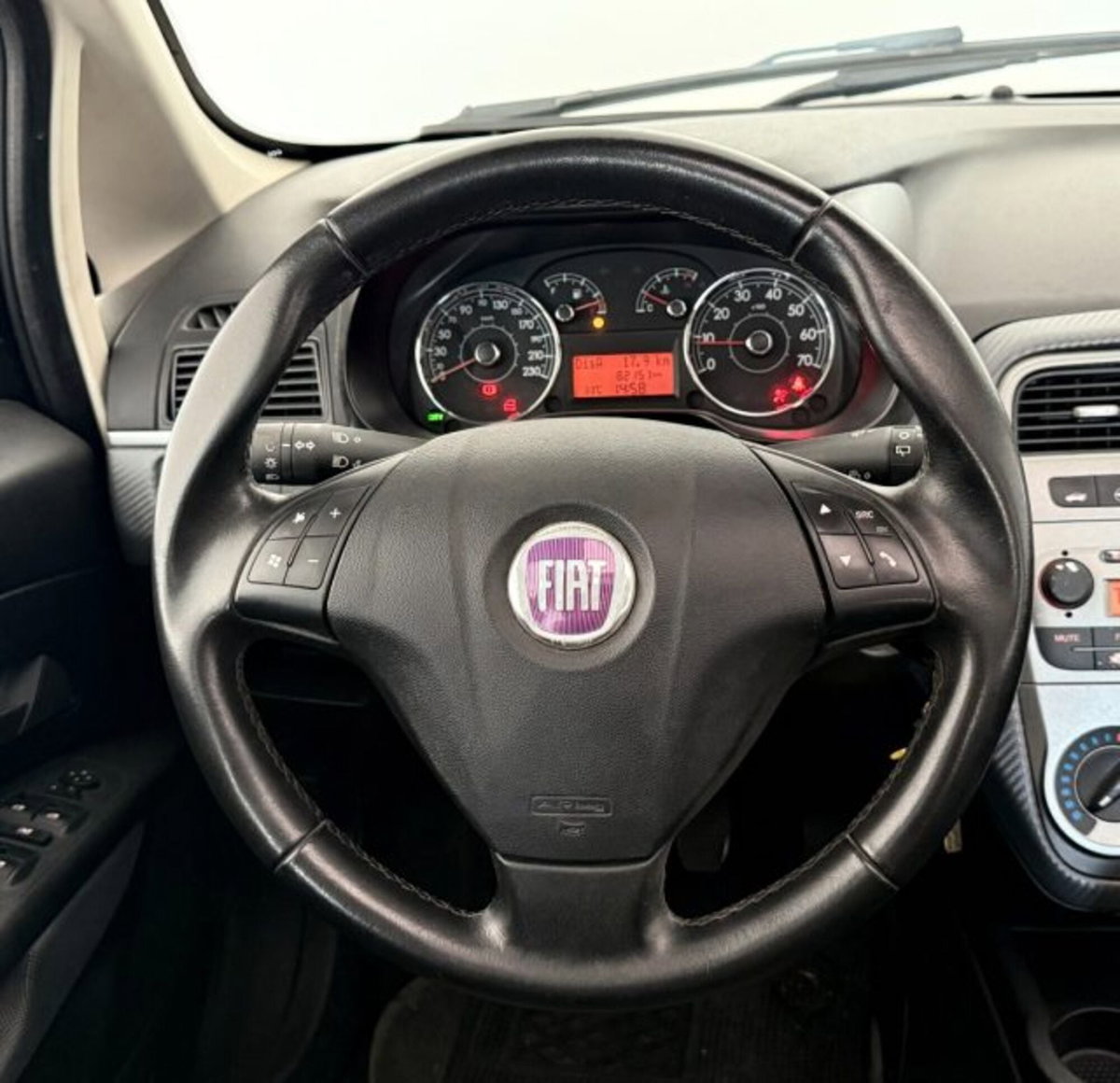 Fiat Grande Punto 1.4 GPL 5 porte Dynamic (19)