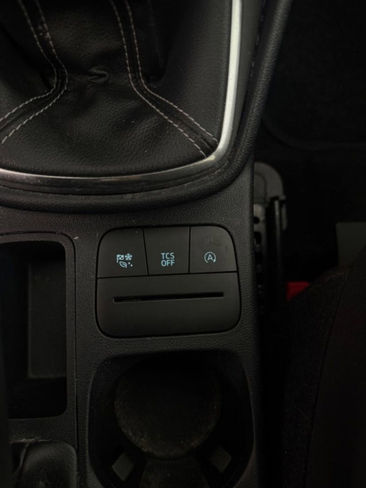 Ford Fiesta 1.0 Ecoboost Hybrid 125 CV 5 porte ST-Line X (17)