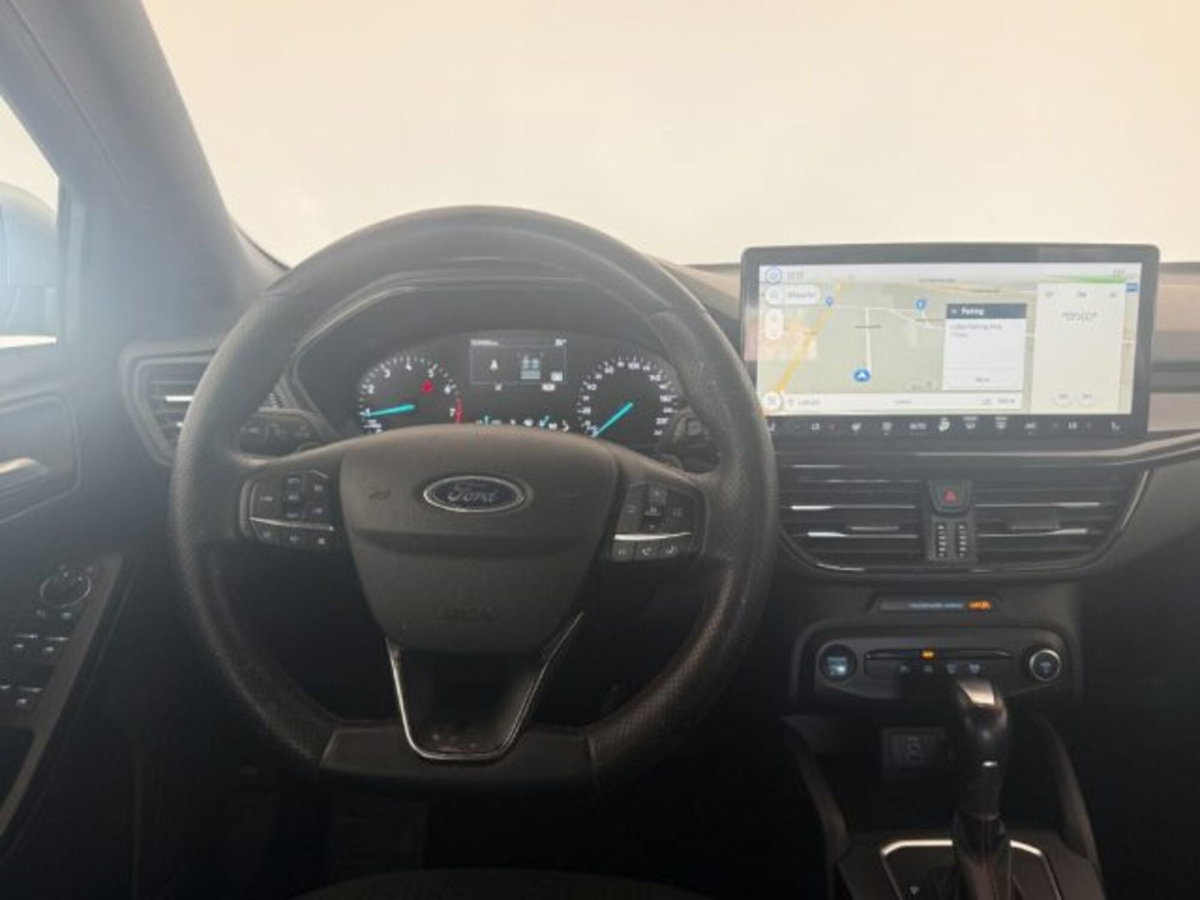 Ford Focus Station Wagon 1.0 EcoBoost Hybrid 155 CV SW ST-Line (10)