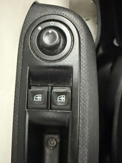 Renault Twingo 1.0 SCe Wave (12)