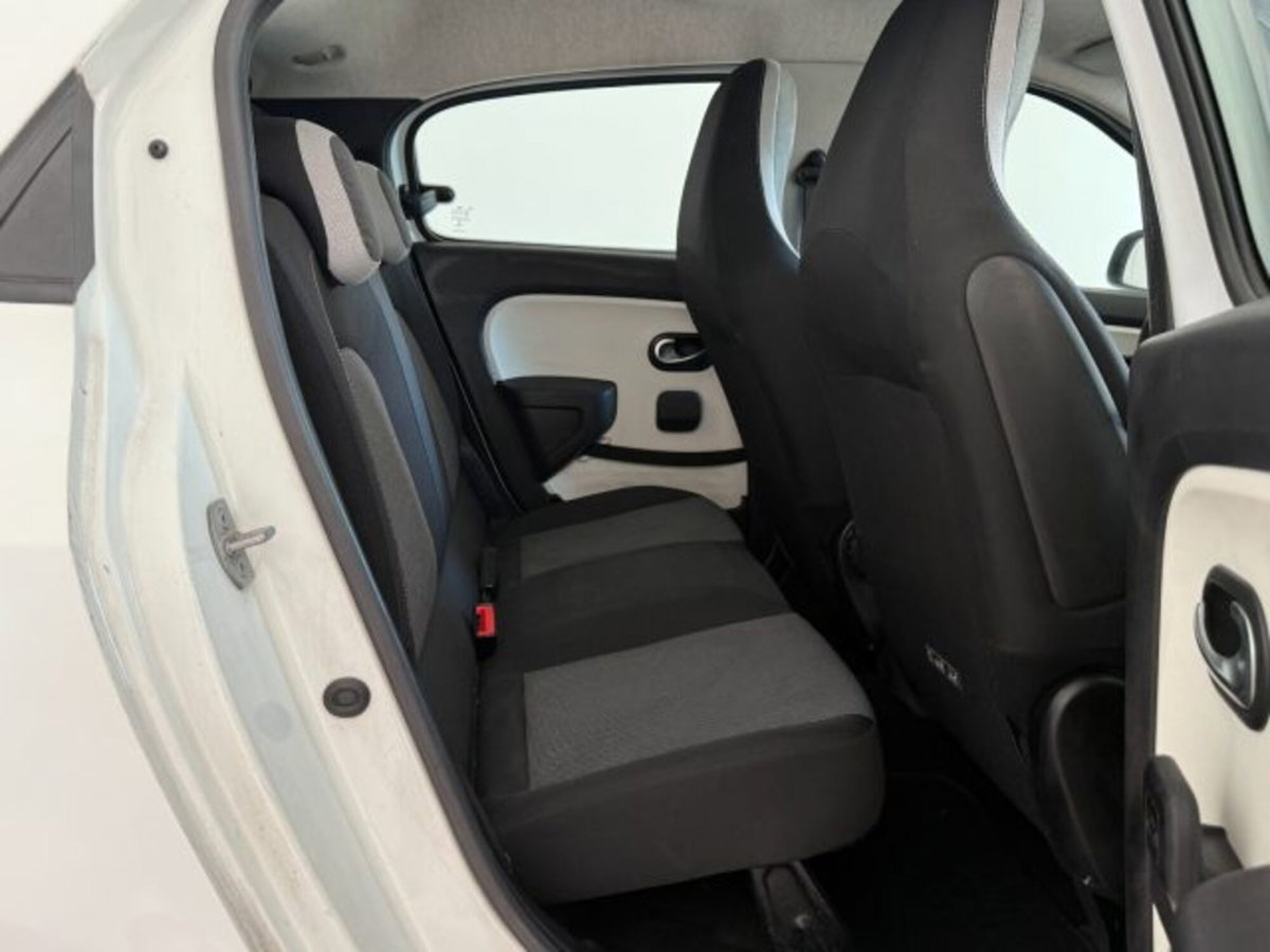 Renault Twingo 1.0 SCe Wave (17)