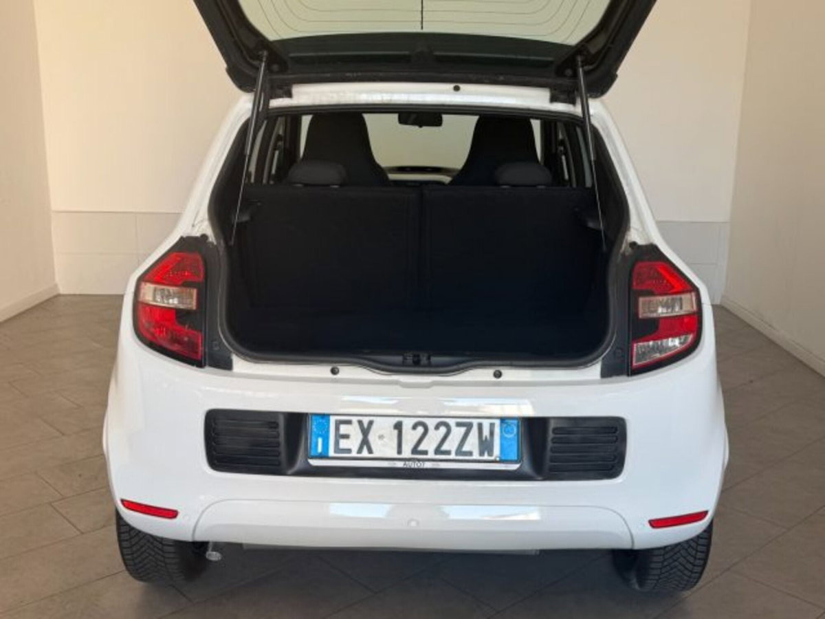 Renault Twingo 1.0 SCe Wave (7)