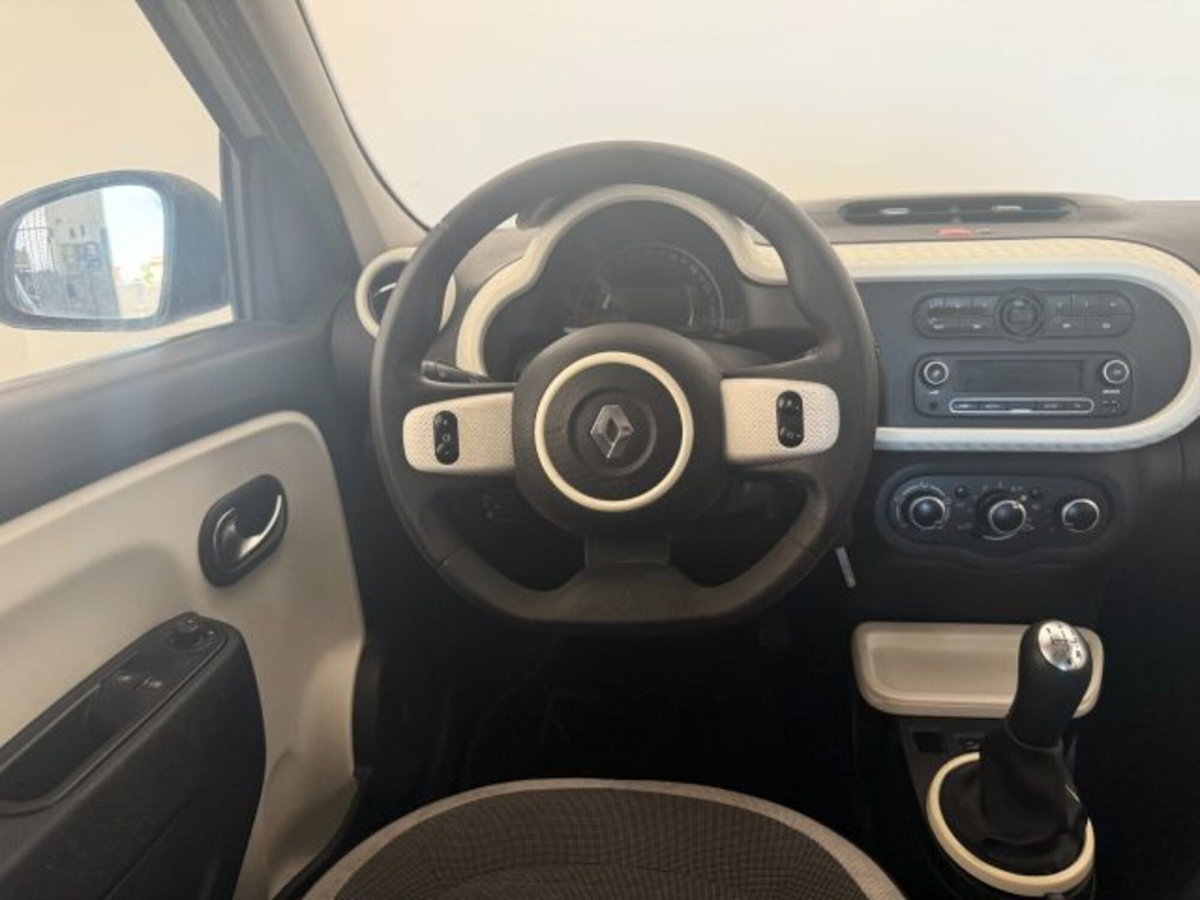 Renault Twingo 1.0 SCe Wave (9)