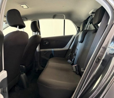 Toyota Yaris 1.0 5 porte Luxury pack (10)