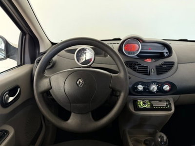 Renault Twingo 1.2 16V Initiale (12)