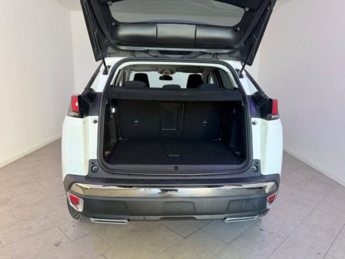 Peugeot 3008 PureTech Turbo 130 S&S Allure Pack (13)