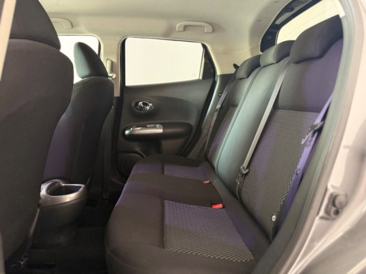 Nissan Juke 1.6 CVT Acenta (9)
