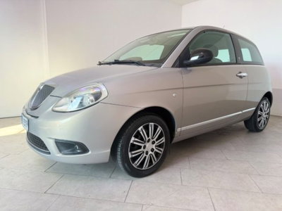 Lancia Ypsilon 1.2 69 CV Argento (3)