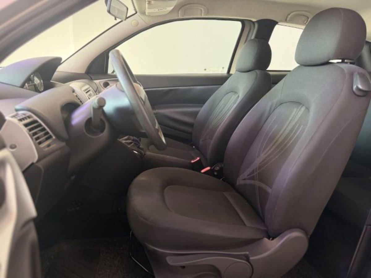 Lancia Ypsilon 1.2 69 CV Argento (9)
