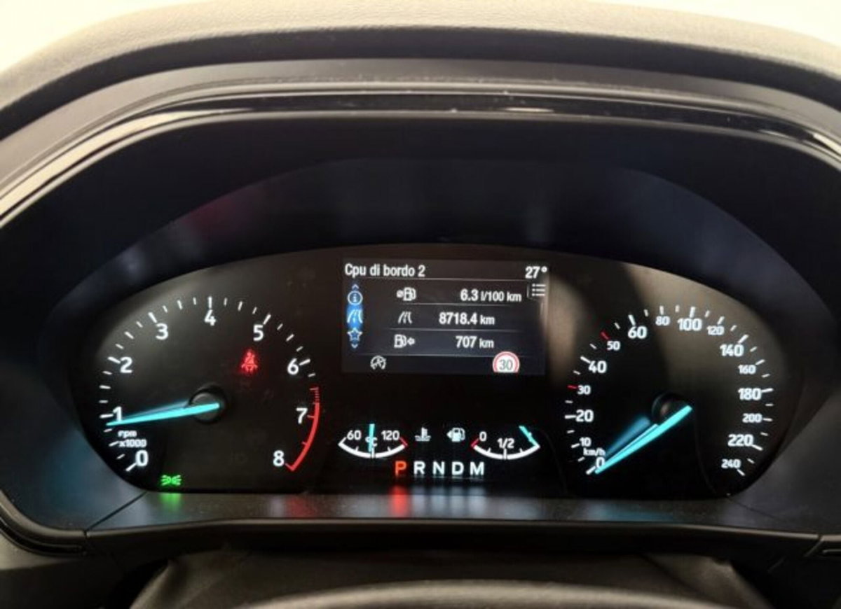 Ford Focus Station Wagon 1.0 EcoBoost Hybrid 155 CV SW ST-Line (12)