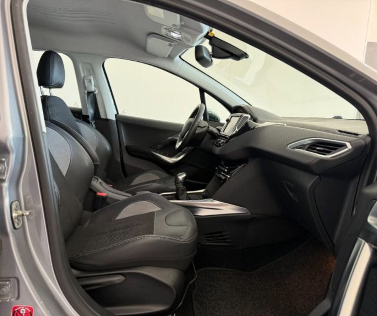 Peugeot 2008 82 Allure (11)