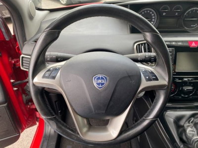 Lancia Ypsilon 1.2 69 CV 5 porte GPL Ecochic Platinum (11)
