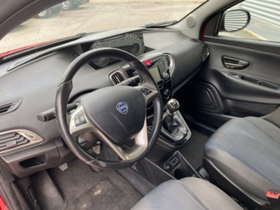 Lancia Ypsilon 1.2 69 CV 5 porte GPL Ecochic Platinum (20)