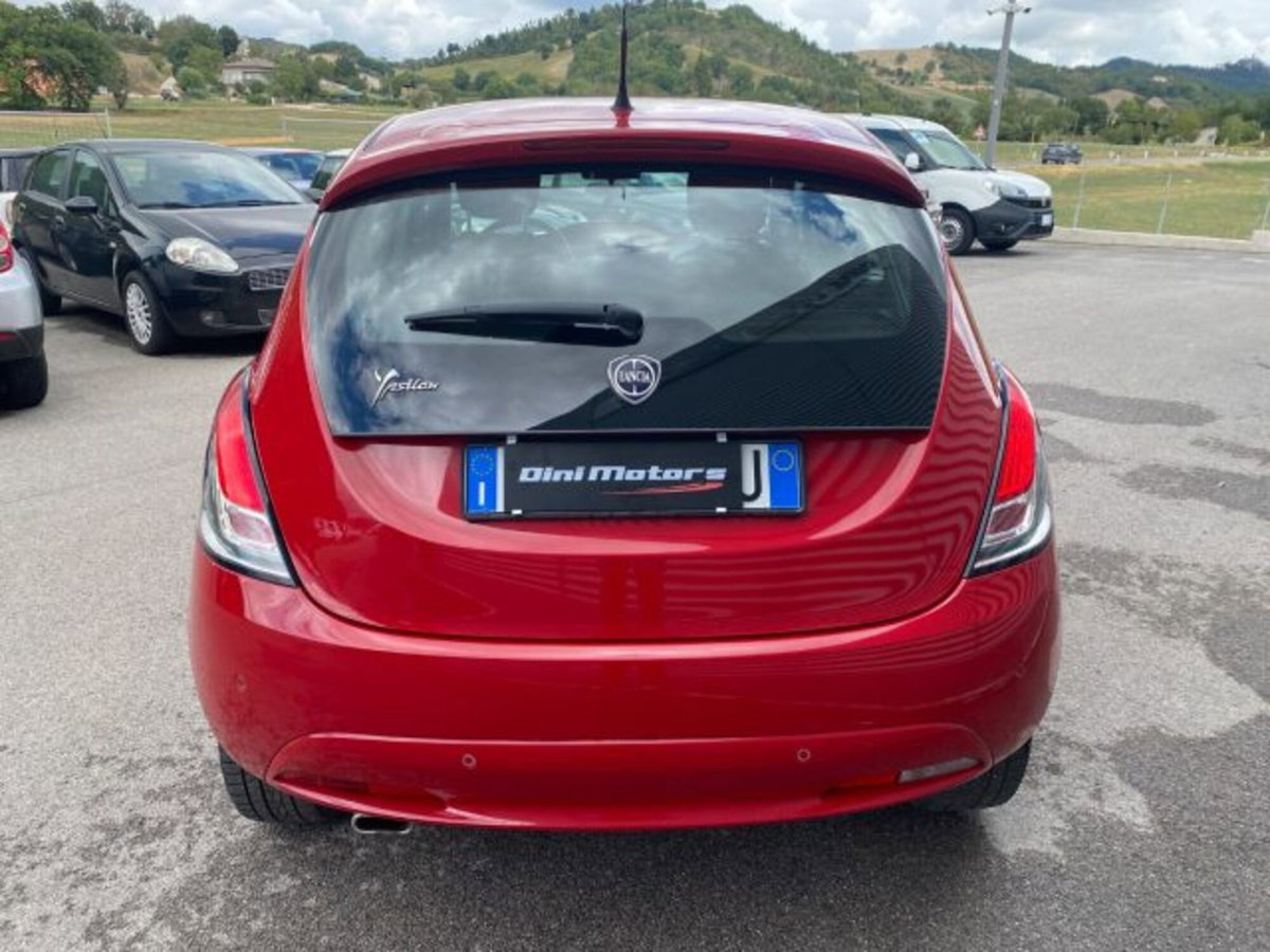 Lancia Ypsilon 1.2 69 CV 5 porte GPL Ecochic Platinum (6)