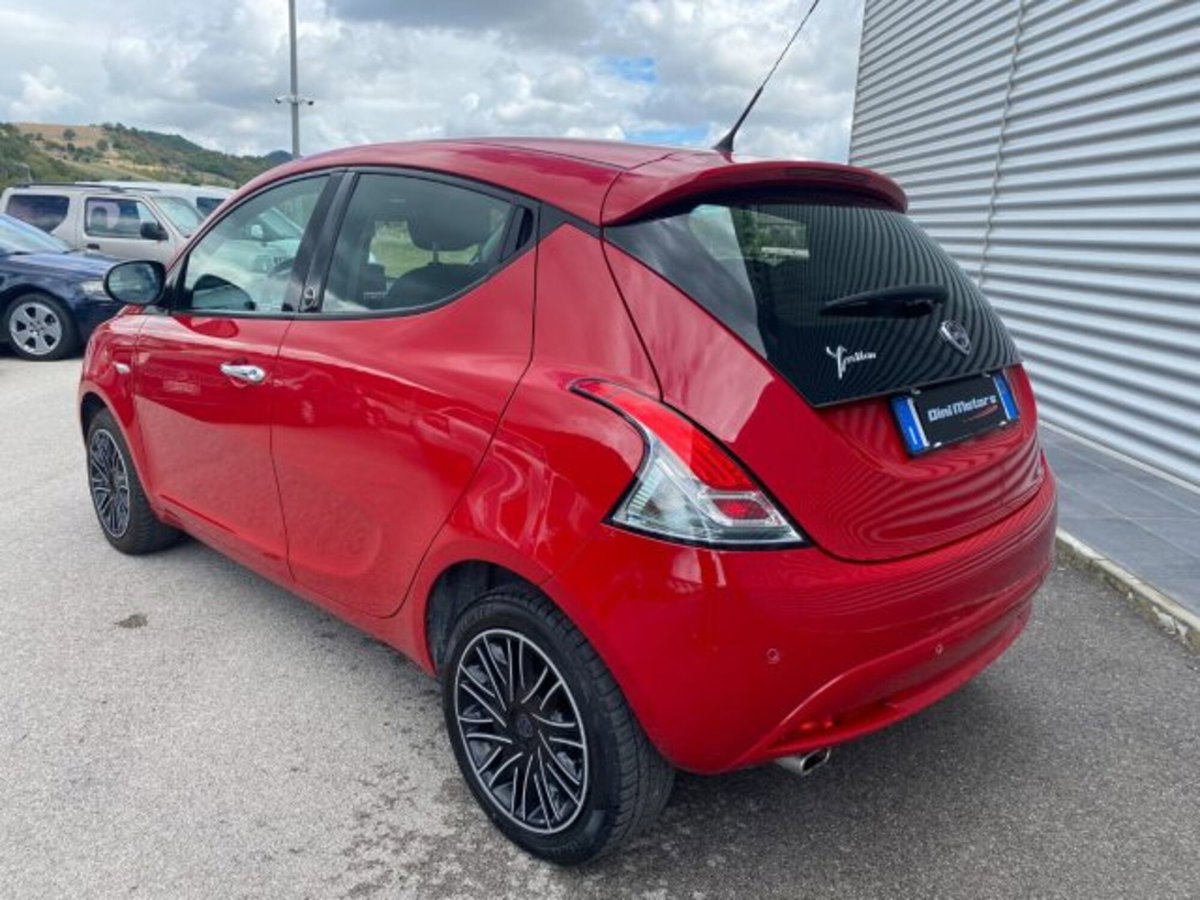 Lancia Ypsilon 1.2 69 CV 5 porte GPL Ecochic Platinum (7)