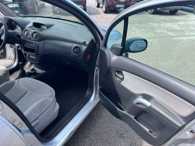 Citroen C3 1.4 HDi 70CV Elegance (15)