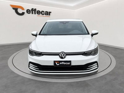 Volkswagen Golf Variant 2.0 TDI SCR DSG Life (2)