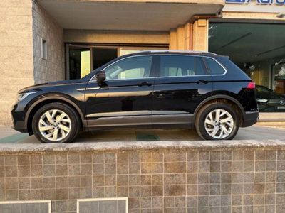 Volkswagen Tiguan 2.0 TDI 150 CV SCR DSG 4MOTION Elegance (8)