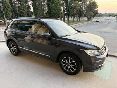 Volkswagen Tiguan 2.0 TDI 150 CV SCR DSG 4MOTION Life (3)
