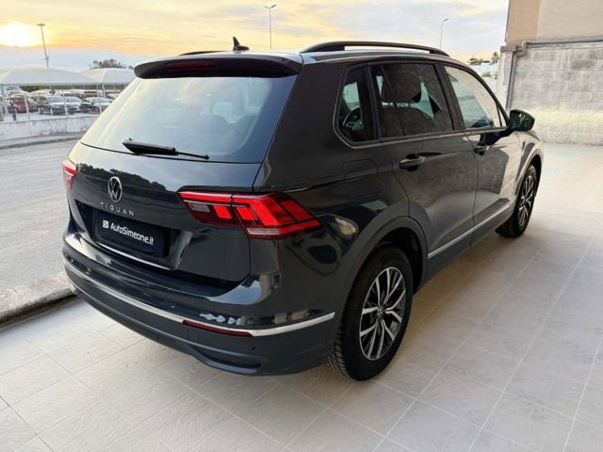 Volkswagen Tiguan 2.0 TDI 150 CV SCR DSG 4MOTION Life (5)