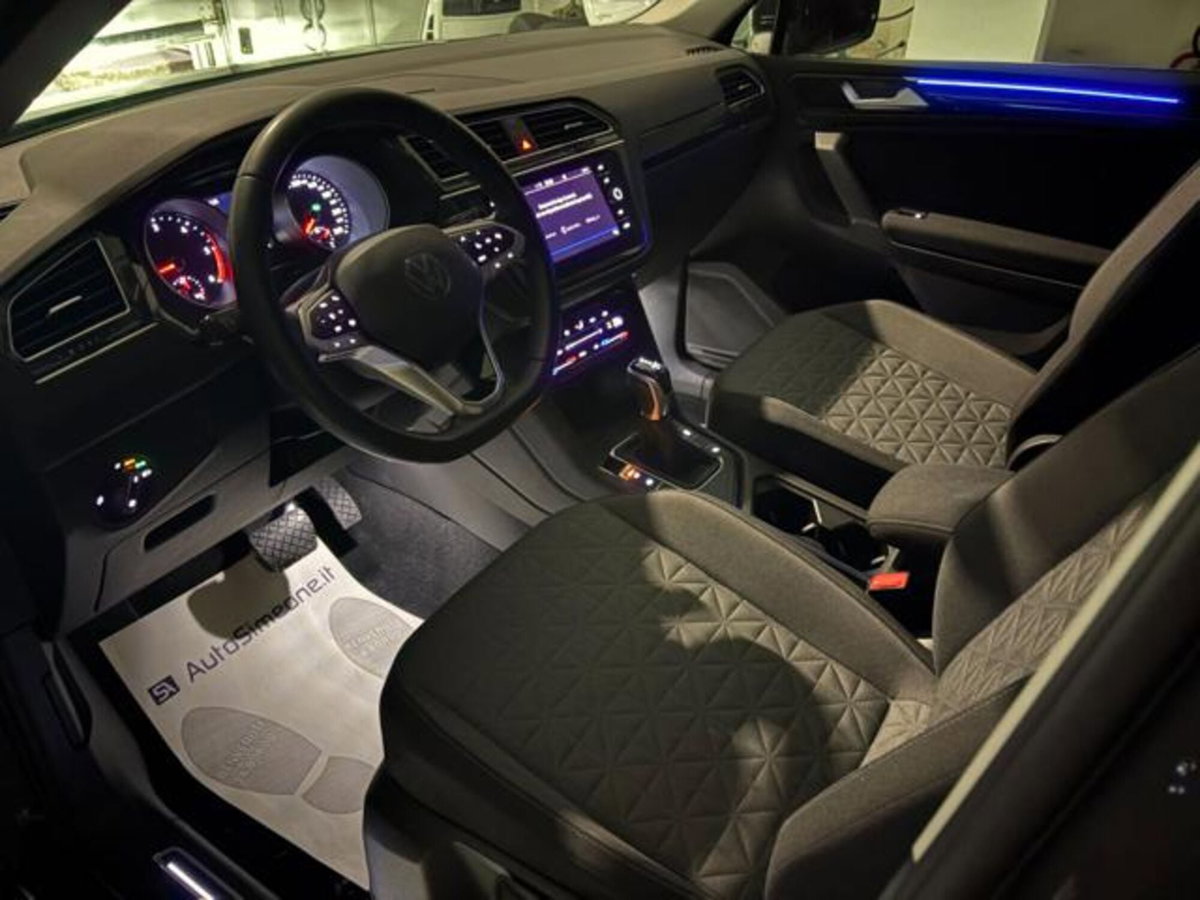 Volkswagen Tiguan 2.0 TDI 150 CV SCR DSG 4MOTION Life (15)