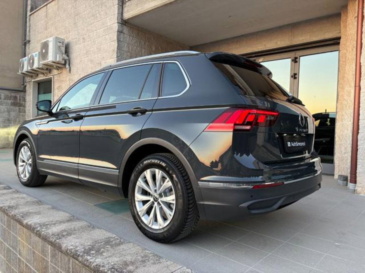 Volkswagen Tiguan 2.0 TDI 150 CV SCR DSG 4MOTION Life (7)