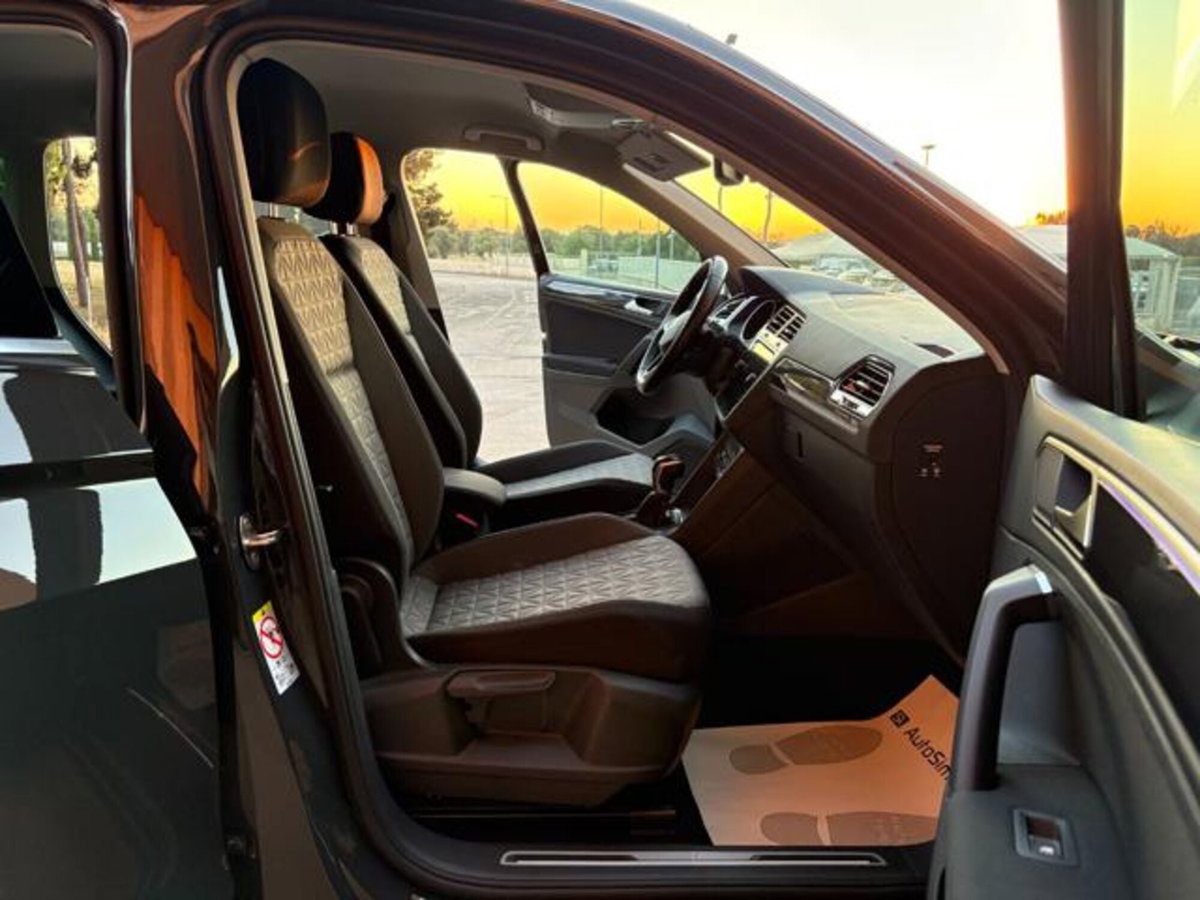 Volkswagen Tiguan 2.0 TDI 150 CV SCR DSG 4MOTION Life (9)