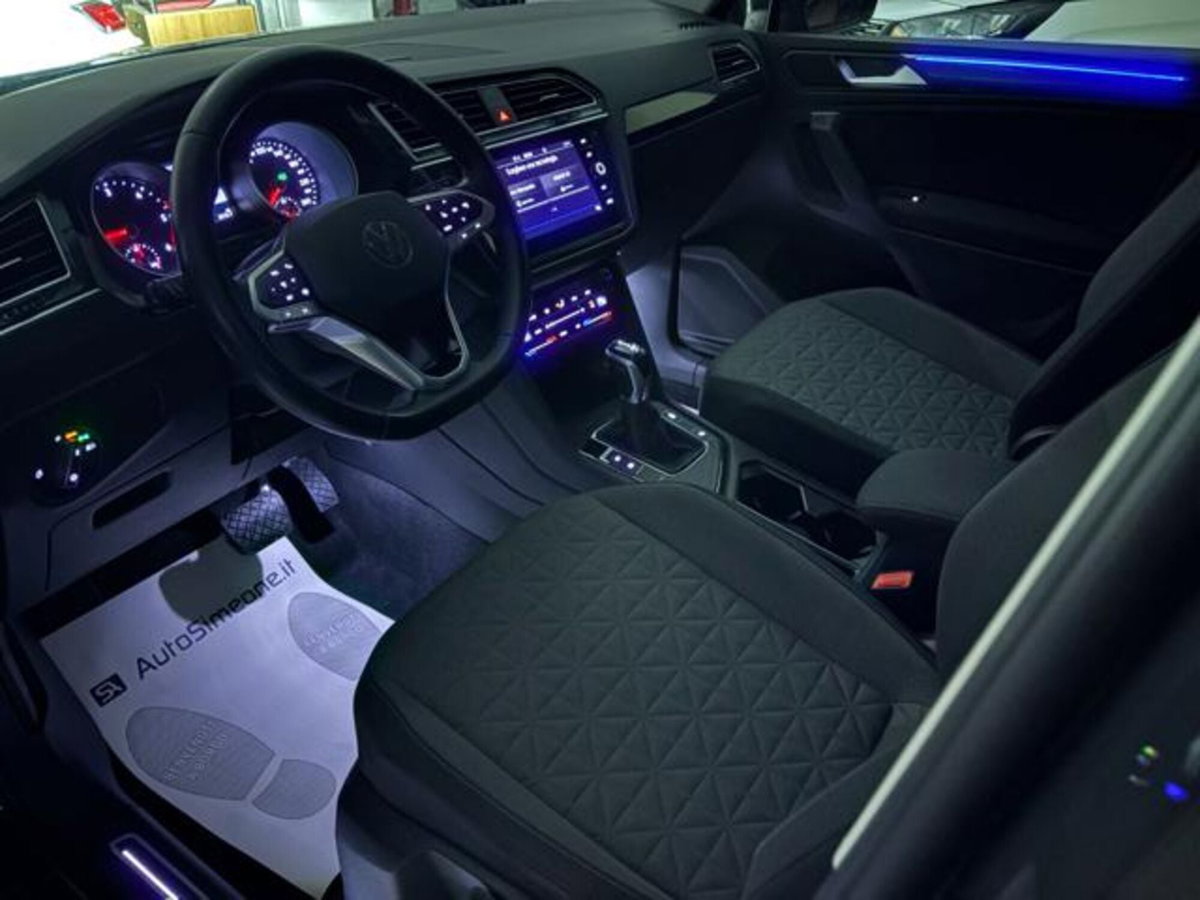 Volkswagen Tiguan 2.0 TDI 150 CV SCR DSG 4MOTION Life (15)