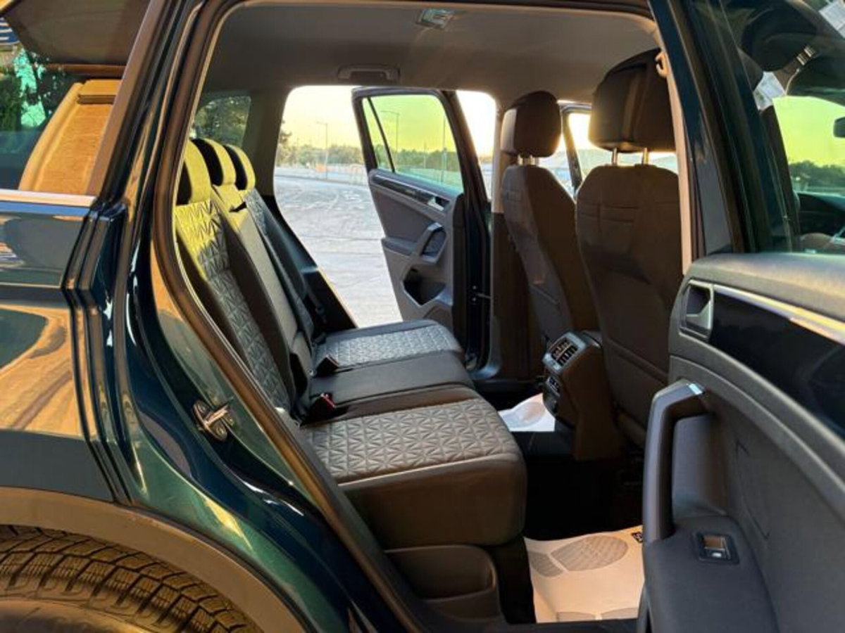 Volkswagen Tiguan 2.0 TDI 150 CV SCR DSG 4MOTION Life (11)