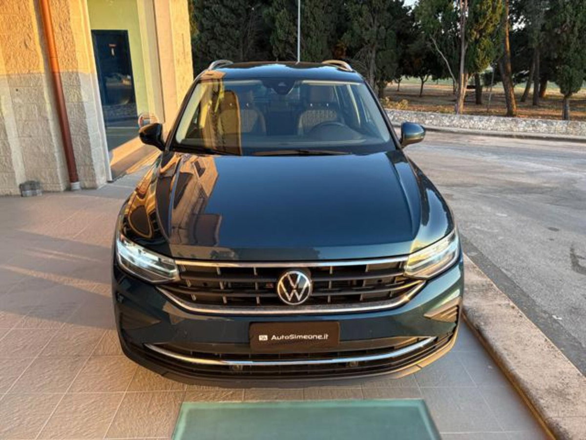 Volkswagen Tiguan 2.0 TDI 150 CV SCR DSG 4MOTION Life (2)