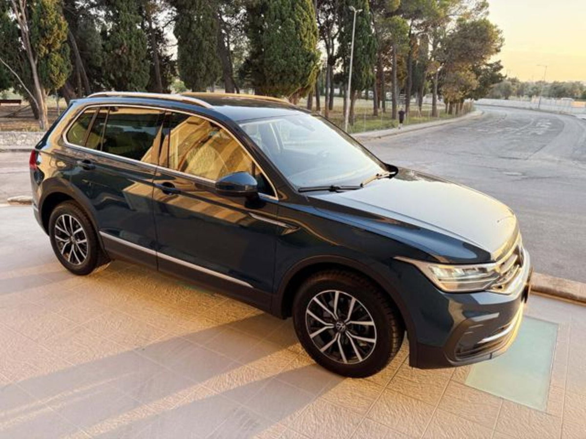 Volkswagen Tiguan 2.0 TDI 150 CV SCR DSG 4MOTION Life (3)
